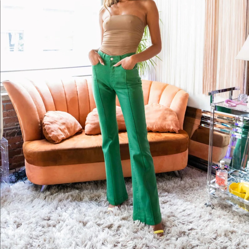 Revice green Venus flares